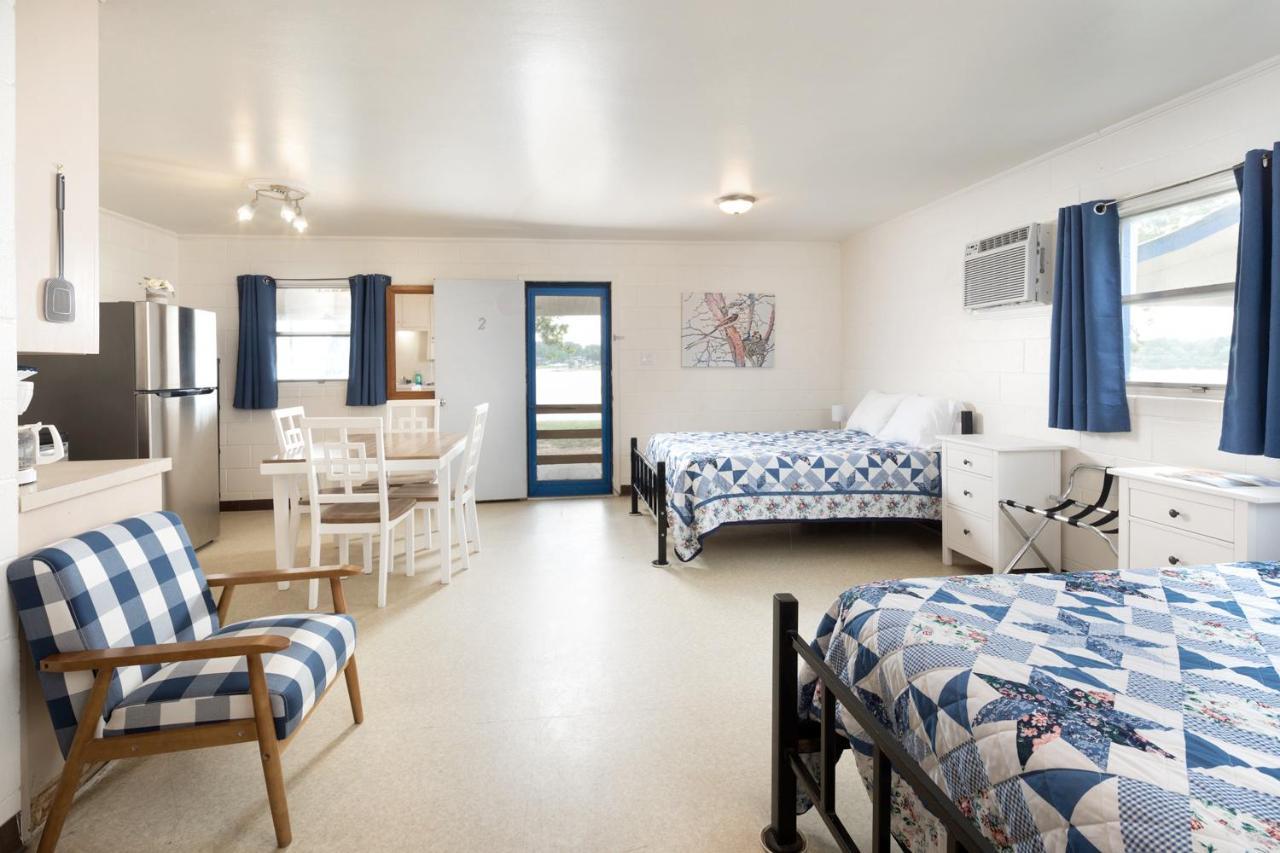 Oasis Lake Buchanan Bluffton Luaran gambar