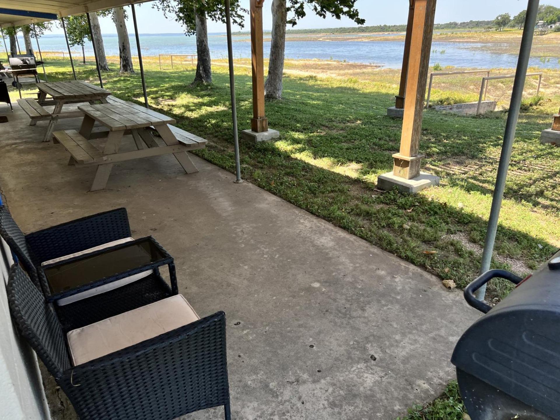 Oasis Lake Buchanan Bluffton Luaran gambar