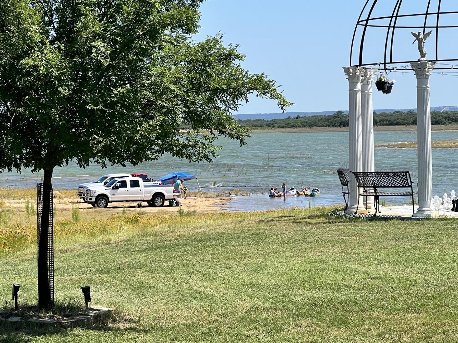 Oasis Lake Buchanan Bluffton Luaran gambar