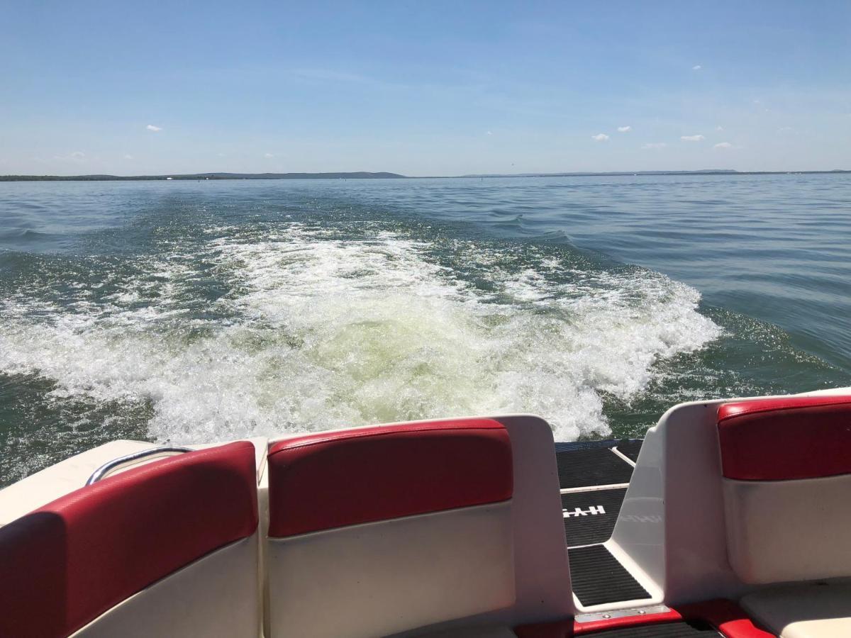 Oasis Lake Buchanan Bluffton Luaran gambar